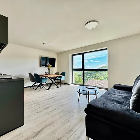 Freiraum 诺伊莱宁恩