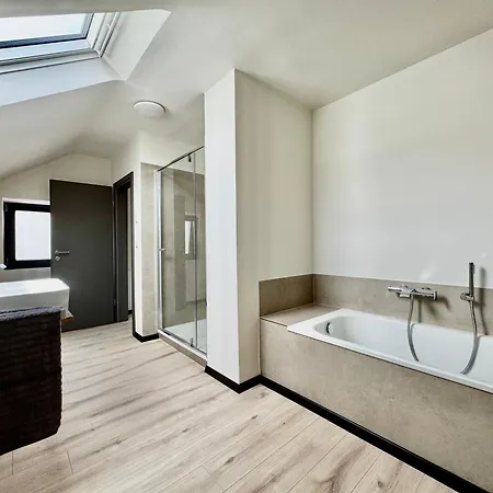 Freiraum 诺伊莱宁恩